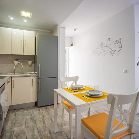 Mariposa En Frontera/primavera Apartamento Costa del Silencio